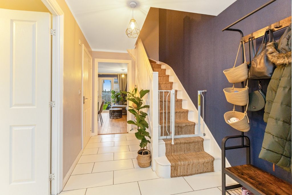 Additional image 16 of 3 bed semi-detached house for sale47 Foster Road, Penicuik EH26