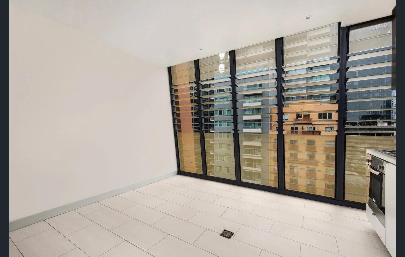 Additional image 2 of 1105/555 Flinders Street, Melbourne VIC 3000