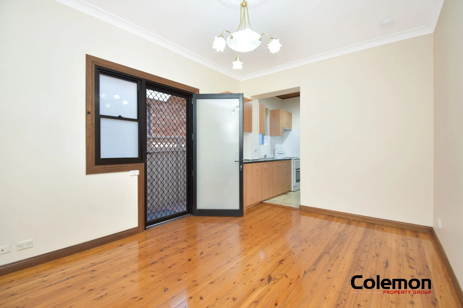 76a Fricourt Ave, Earlwood NSW 2206