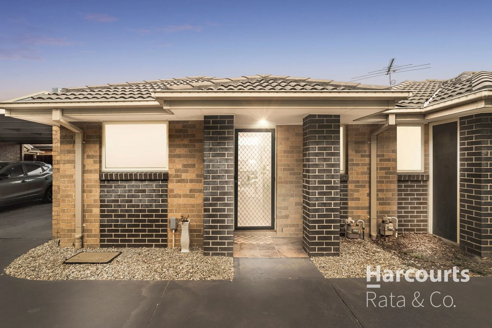 2/30 Heyington Avenue, Thomastown VIC 3074
