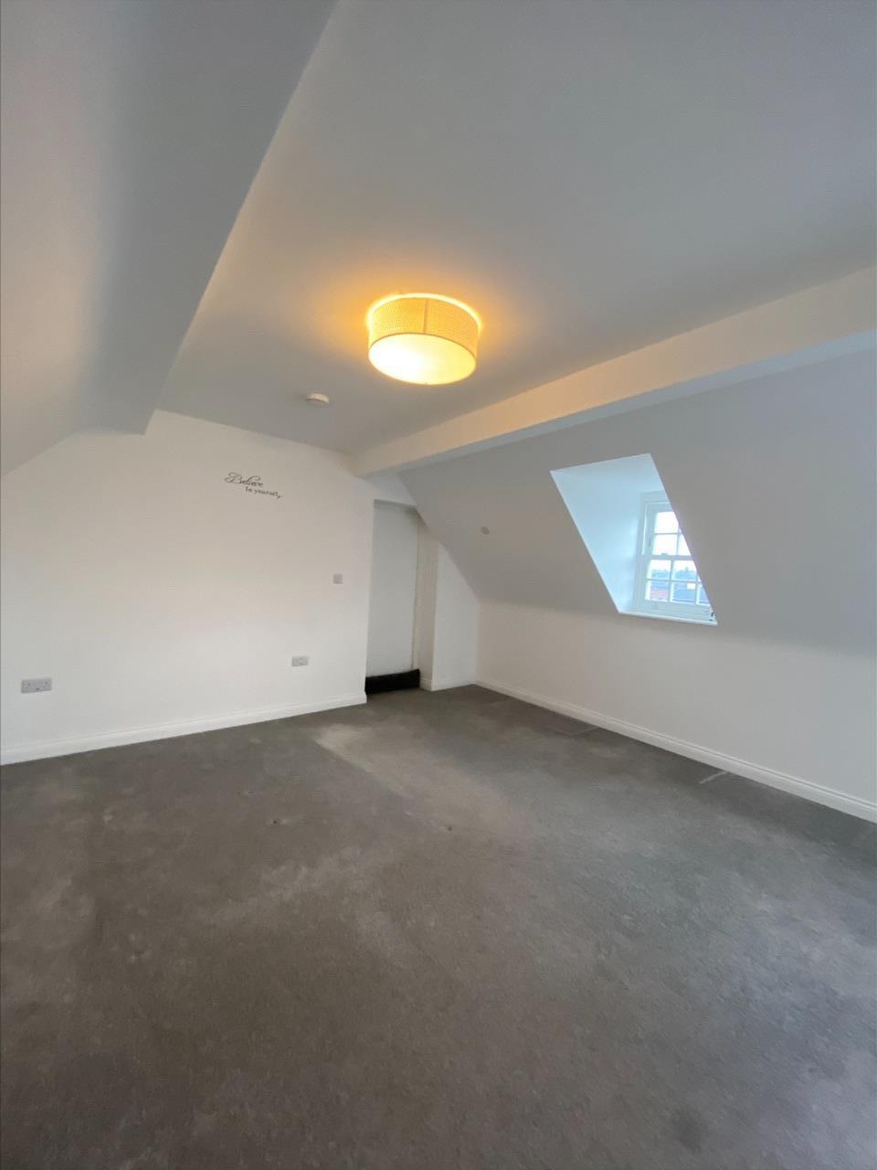 Additional image 10 of 2 Bed Penthouse, King's Crescent Apartments, DE1, N1 7GU