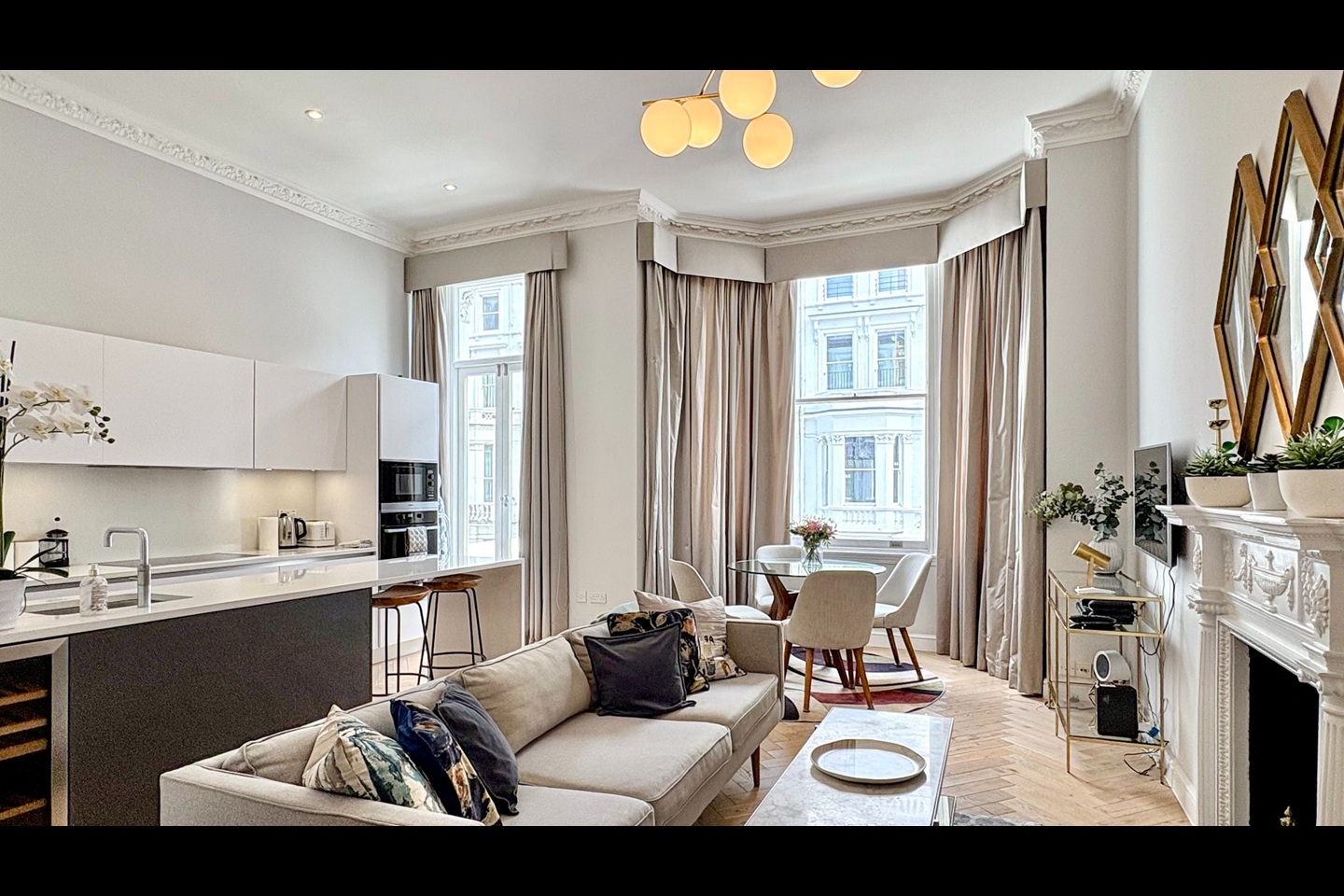 3 Bed Flat, Lexham Gardens, W8, N1 7GU photo 2