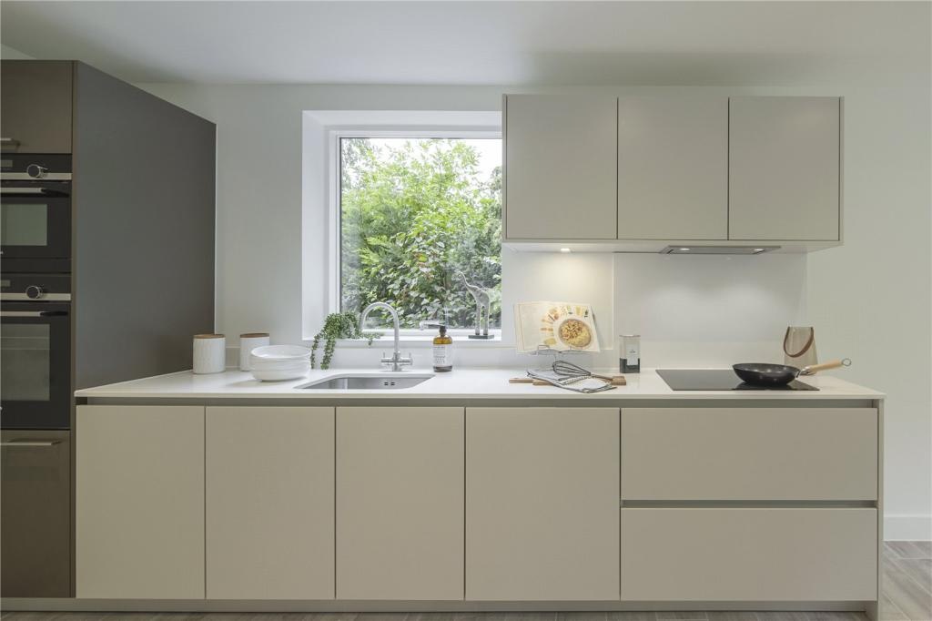 Additional image 5 of 1 Bed Flat, The Redwoods, CB3, N1 7GU