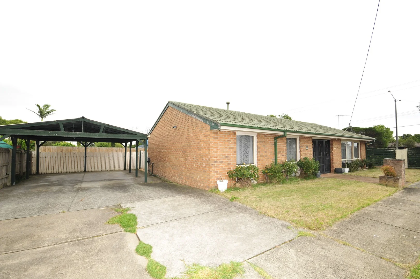 1 Jambe Court, Hampton Park VIC 3976