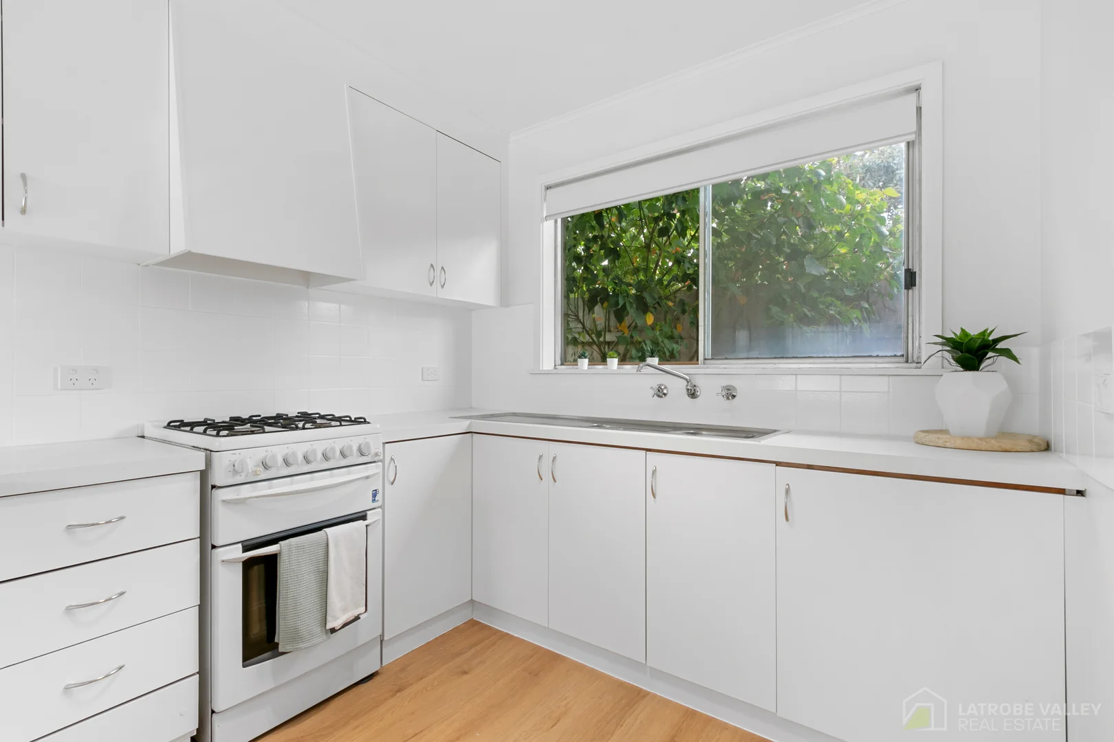 Additional image 2 of 3/14 Sinclair Avenue, Morwell VIC 3840