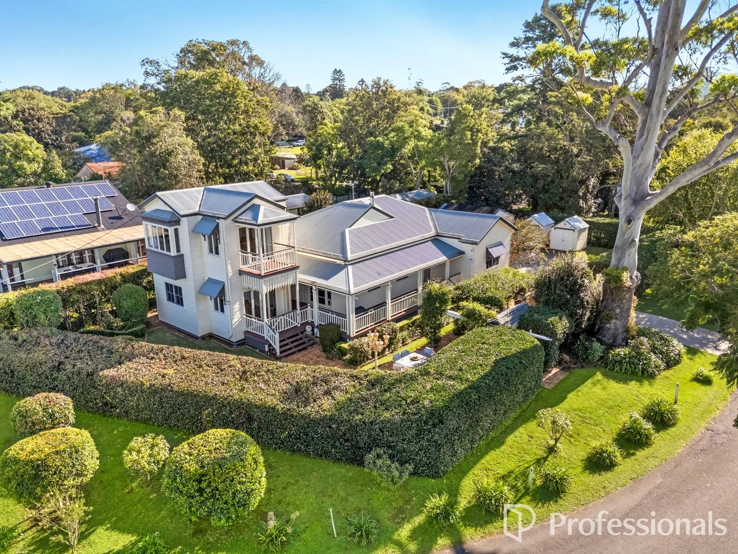 28 Cliff Way, Tamborine Mountain QLD 4272