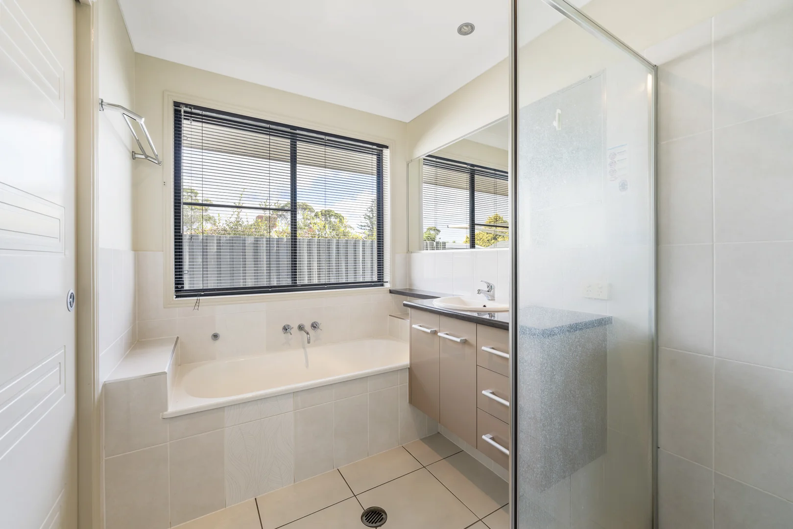Additional image 11 of 2/9 Loudon Street, South Toowoomba QLD 4350