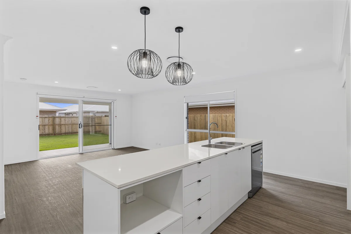 Additional image 17 of 36 Hewing Place, Park Ridge QLD 4125