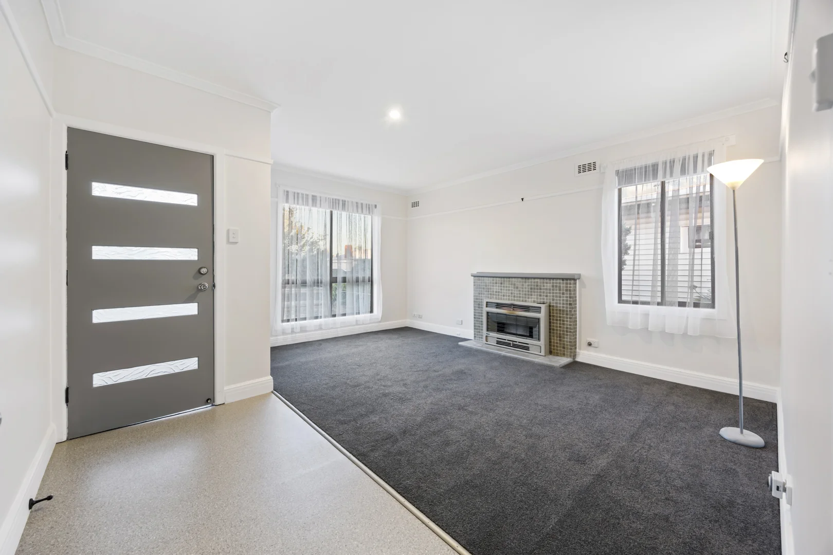21 Wattle Avenue, Wendouree VIC 3355 photo 4