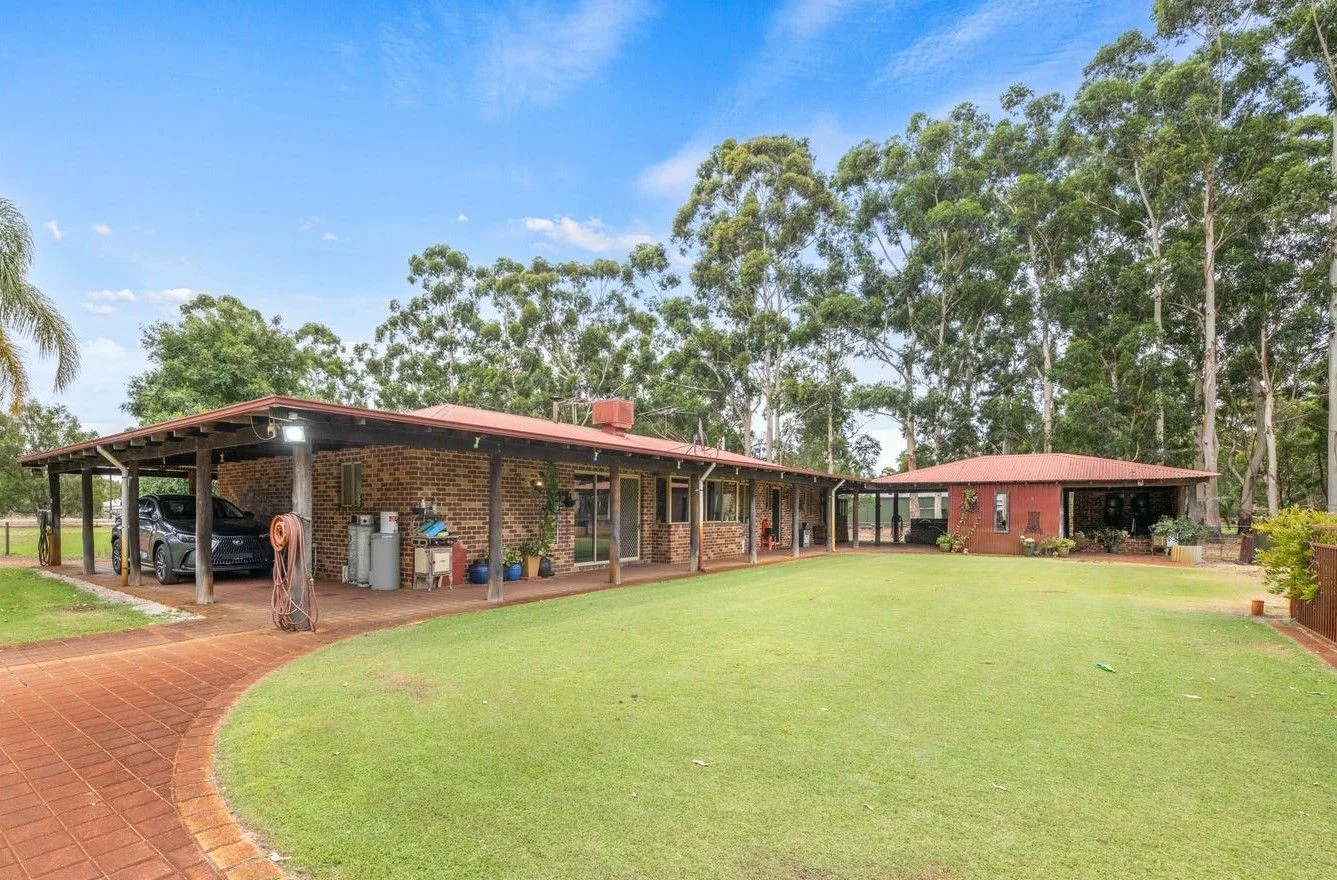 Oakford WA 6121