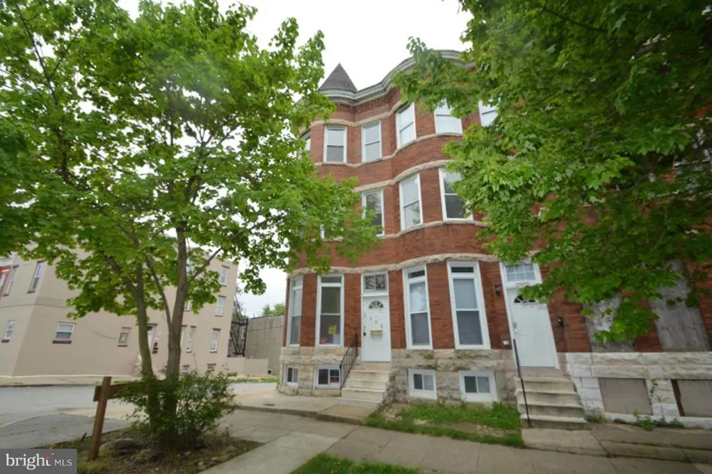 2900 Parkwood Avenue, Baltimore, MD 21217