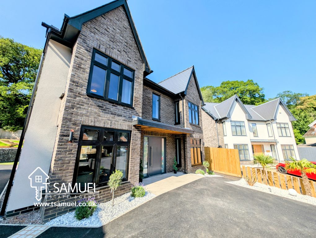 Additional image 86 of 5 bed detached house for saleThe Oaks, Trem Y Dyffryn, Mountain Ash CF45