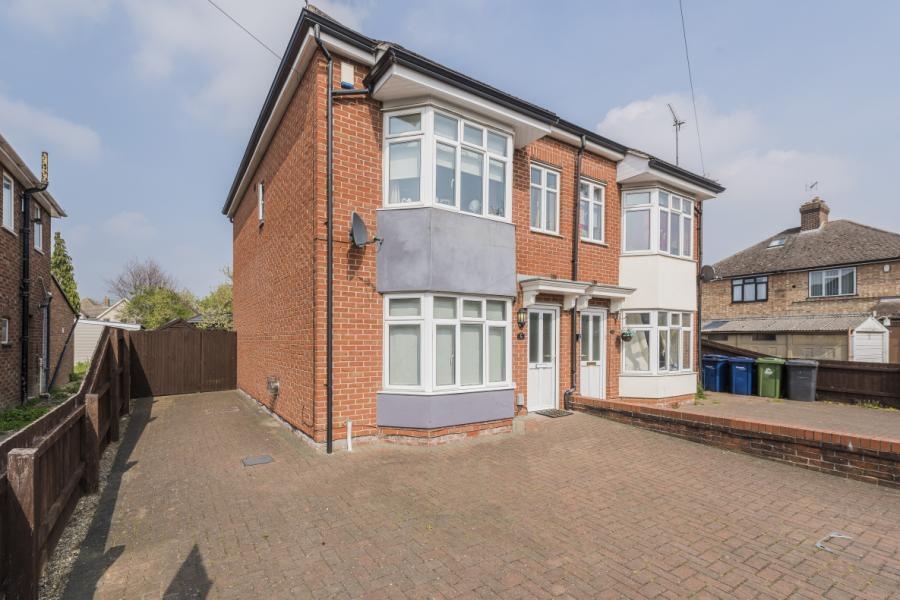 6 Bed Semi-Detached House, Elfleda Road, CB5, N1 7GU