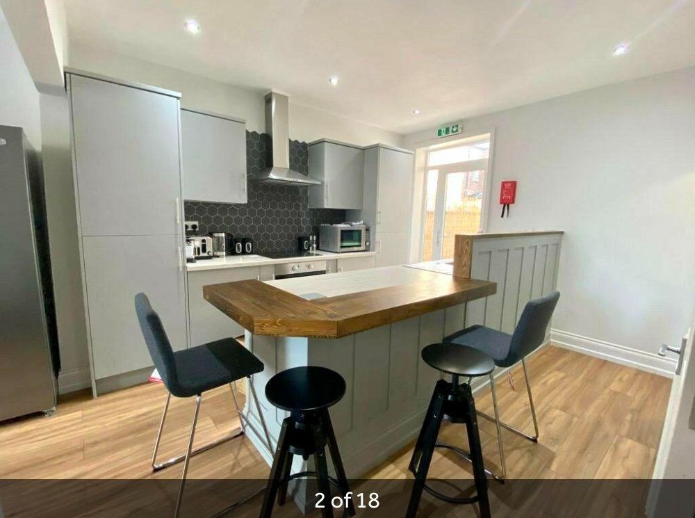 Room in a Shared House, Grange St, M6, N1 7GU photo 3