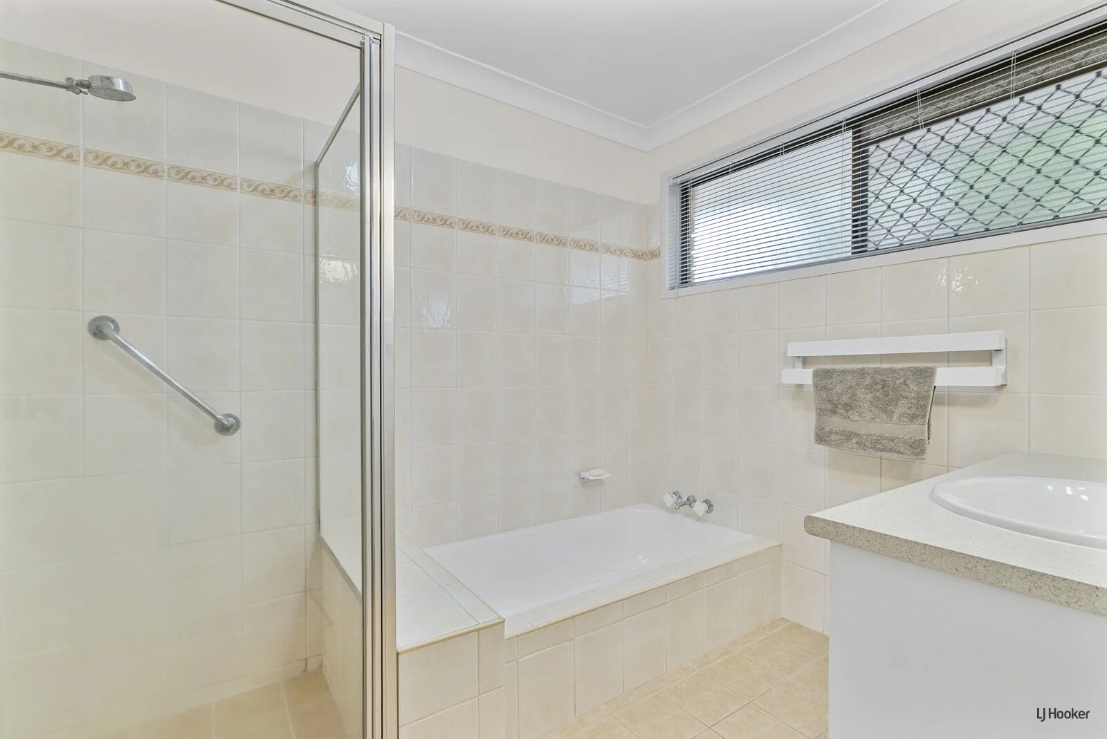 Additional image 4 of 2/2 Anthony Avenue, Banora Point NSW 2486