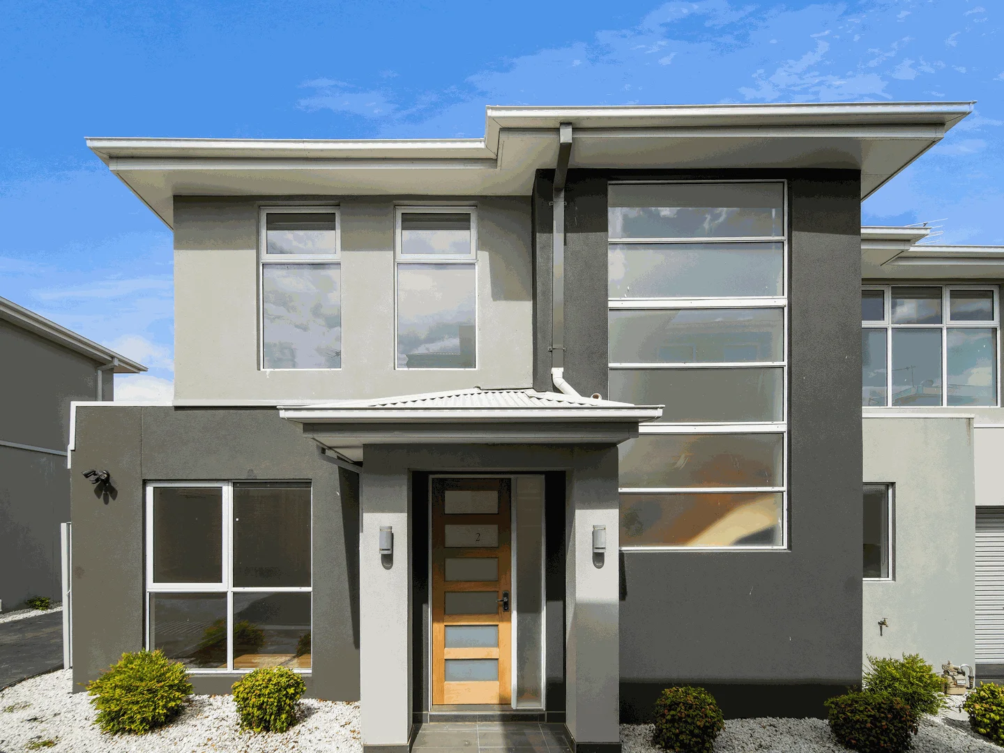 2/17 Larbert Road, Noble Park VIC 3174
