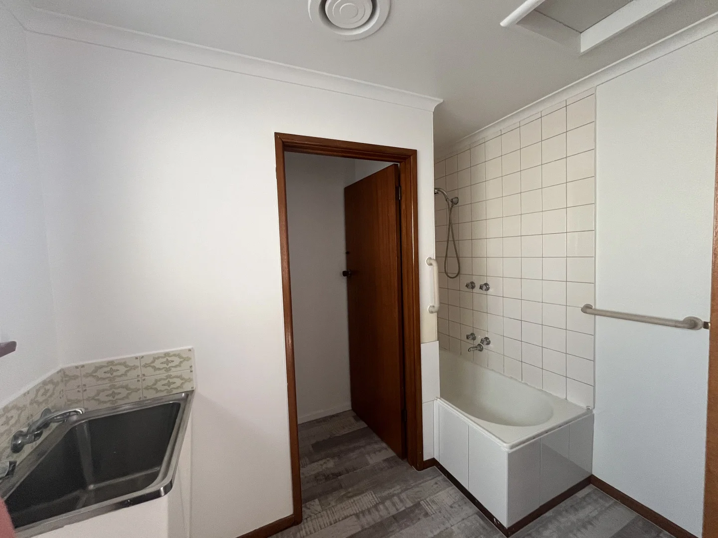 Additional image 7 of 4/2 Atami Crescent, Corio VIC 3214