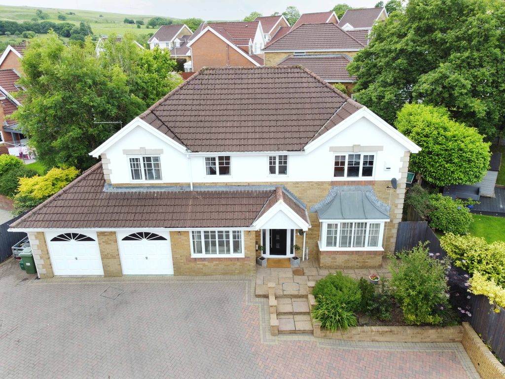 5 bed detached house for saleGraig Y Mynydd, Tonyrefail CF39