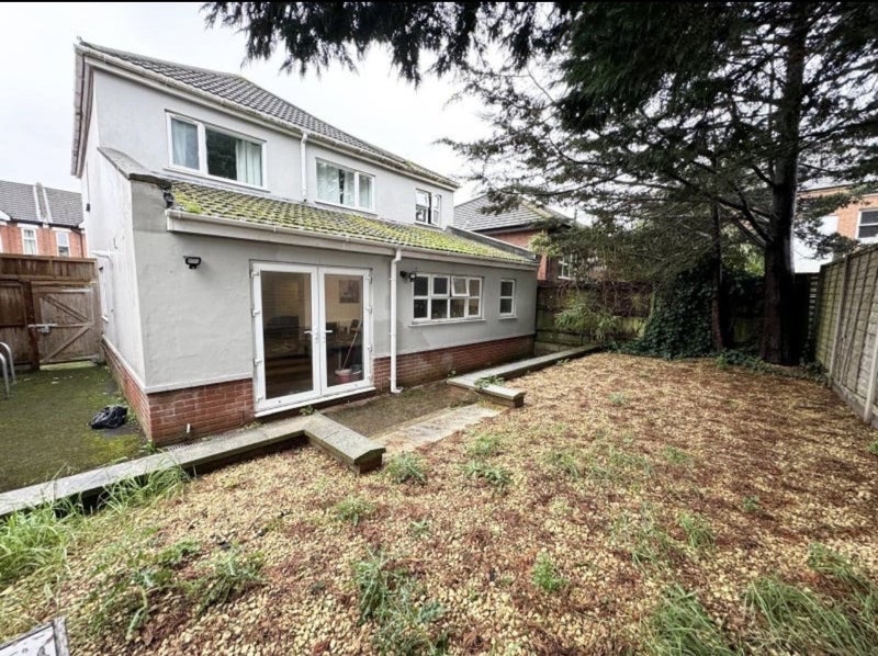 Additional image 9 of Room in a Shared House, Cedar Road, SO14, N1 7GU