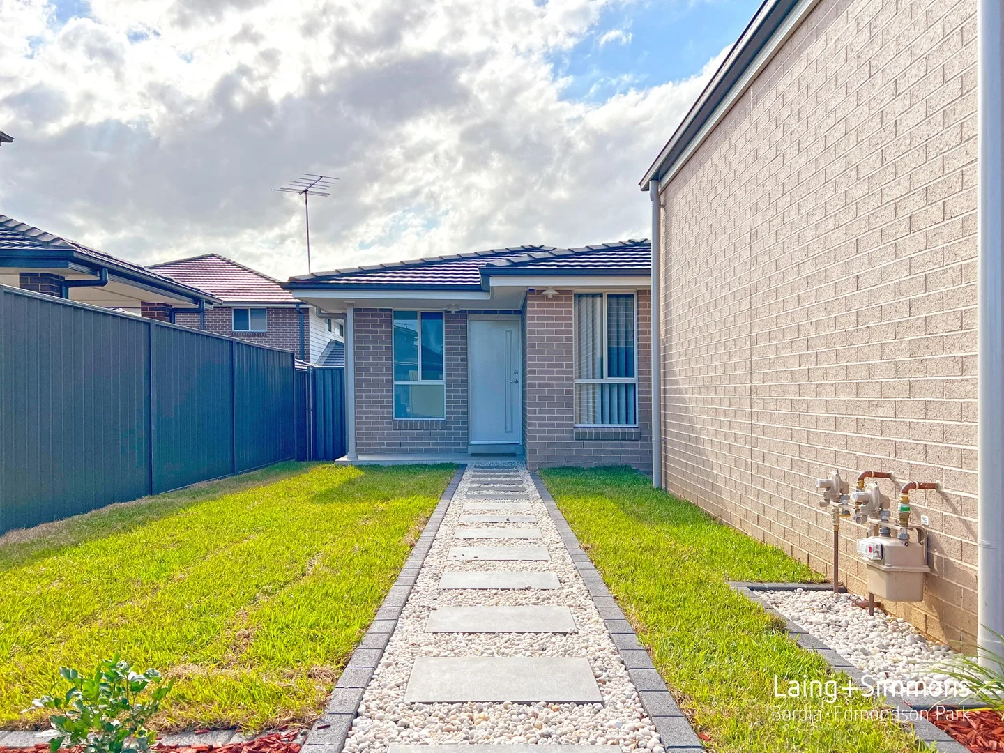 5A Gellibrand Road, Edmondson Park NSW 2174