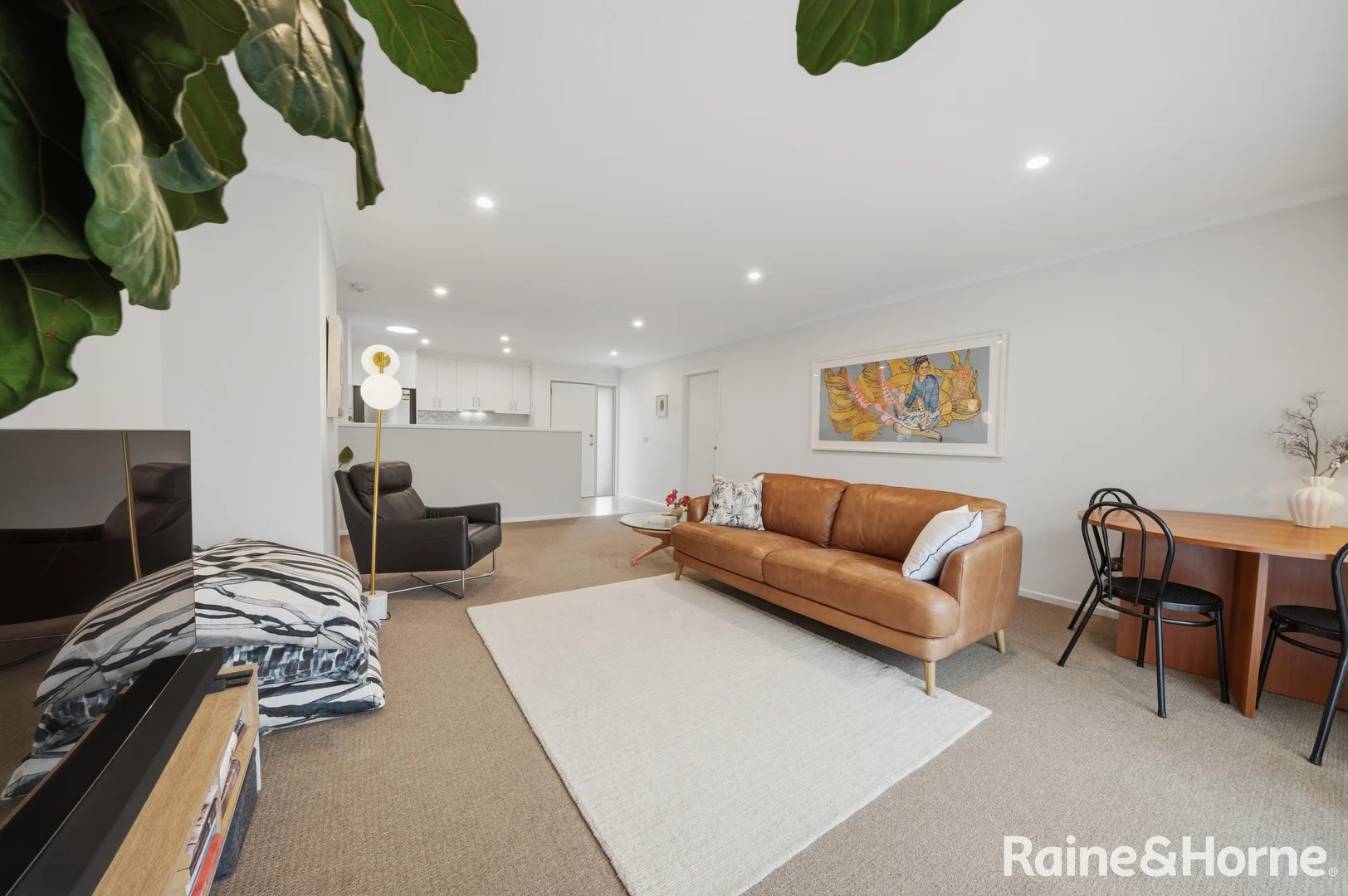 Additional image 4 of 2/8 Zeehan Street, Warrane TAS 7018