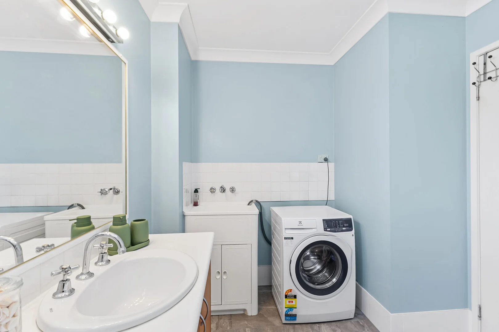Additional image 4 of 4/24 McLay St, Coorparoo QLD 4151