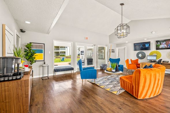 3525 Country Square Dr, Carrollton, TX, 75006