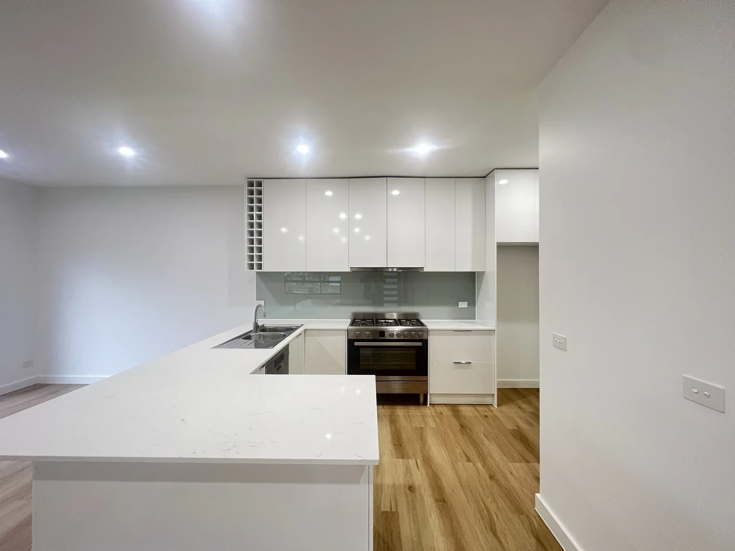 Additional image 2 of 10 Munro Street, Lalor VIC 3075