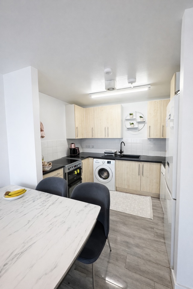 3 Bed Flat, Cordwainer House, E8, N1 7GU photo 5