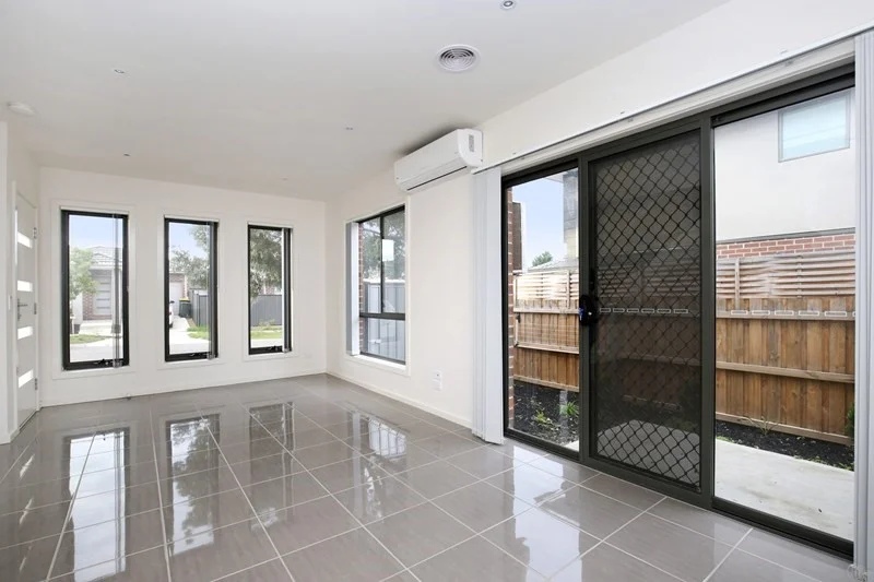 Additional image 7 of 14 Mountbatten Way, Sydenham VIC 3037