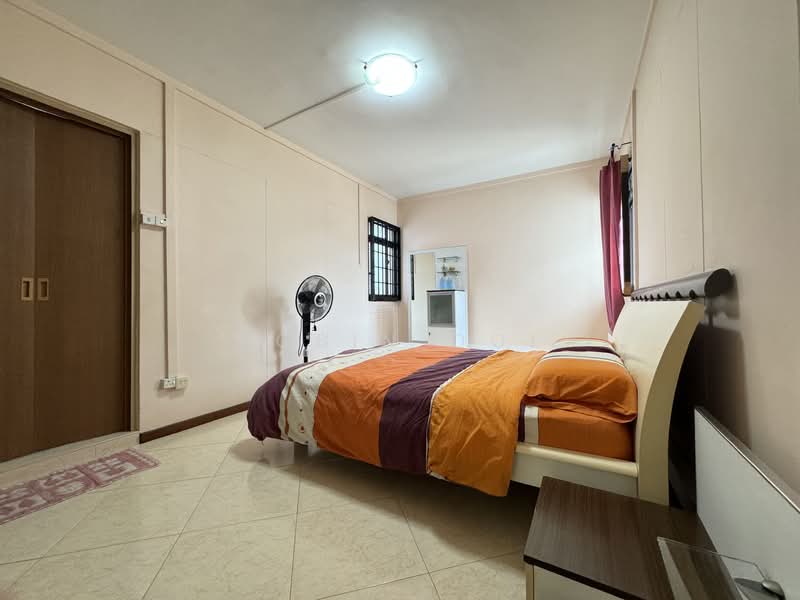 255 Compassvale Road photo 3