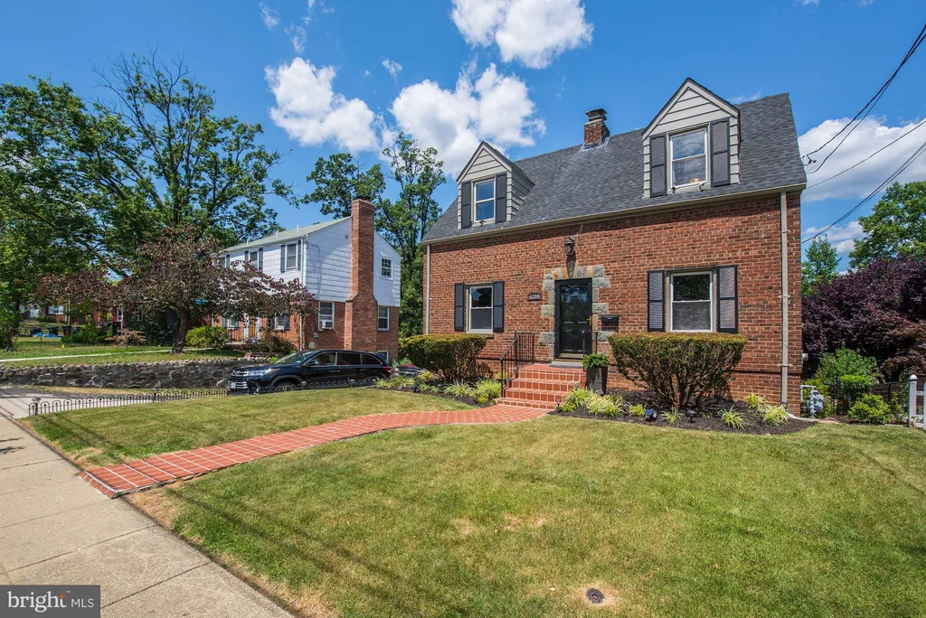 6208 Sligo Mill Road NE, Washington, DC 20011