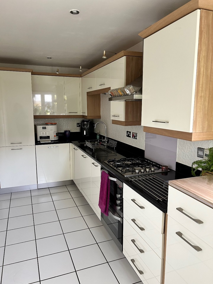 Additional image 5 of Room in a Shared House, Circus Drive, CB4, N1 7GU