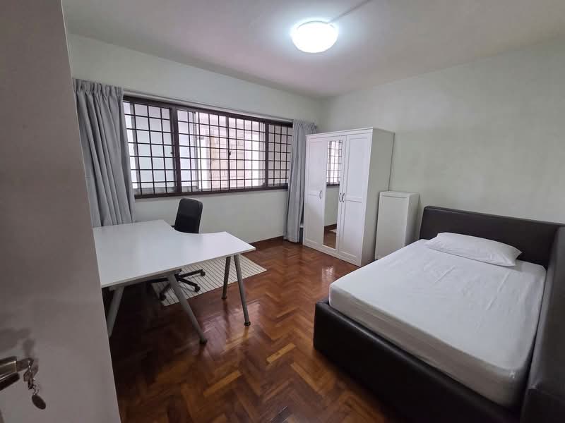 535 Serangoon North Avenue 4 photo 3