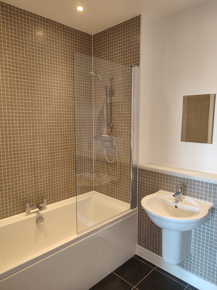 Additional image 9 of 1 Bed Flat, Ellis Road, CB2, N1 7GU