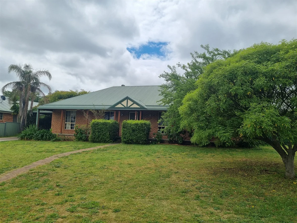 22 Evans Street, Cowra NSW 2794