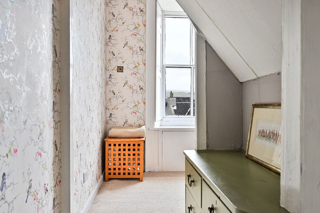 Additional image 14 of 3 bed flat for saleUpper Davaar, 75 High Street, Biggar ML12