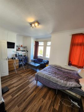 Allison Road, London N8, Room to rent