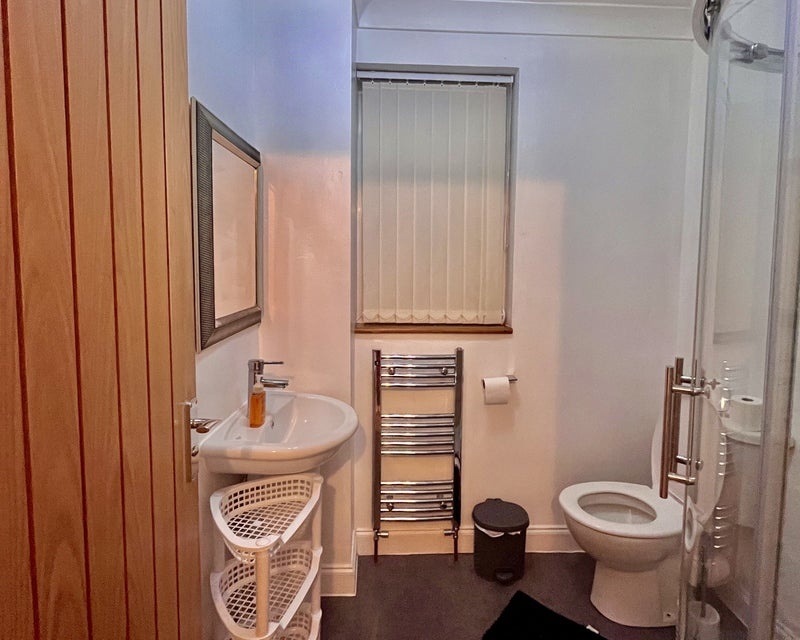 Room in a Shared House, Milton Road, CB4, N1 7GU photo 2