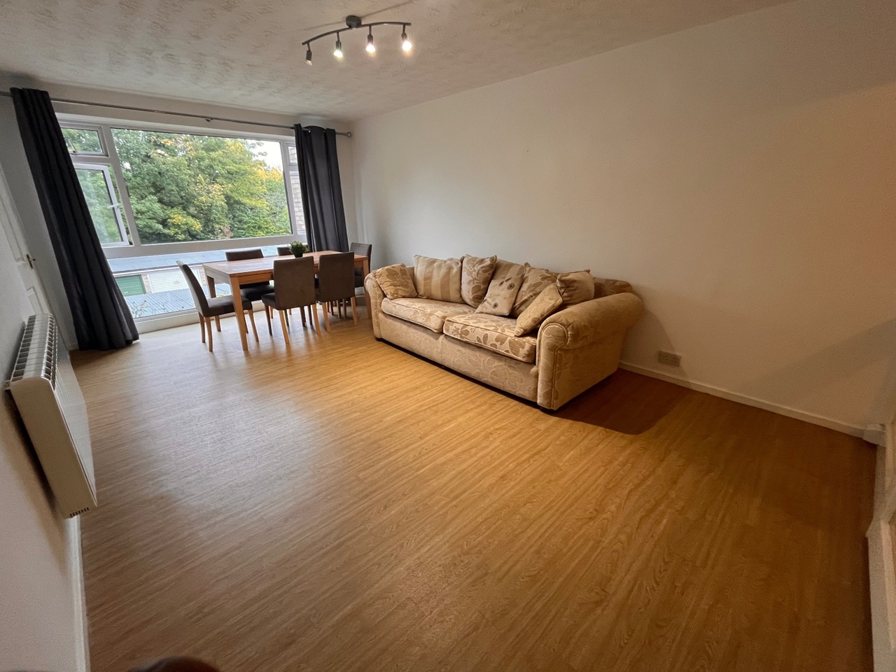 2 Bed Flat, Southcote Road, RG30, N1 7GU