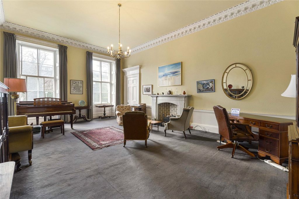 Additional image 3 of 4 bed flat for saleClarendon Crescent, West End, Edinburgh EH4