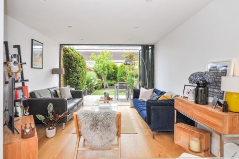 Alpine Close, Croydon CR0