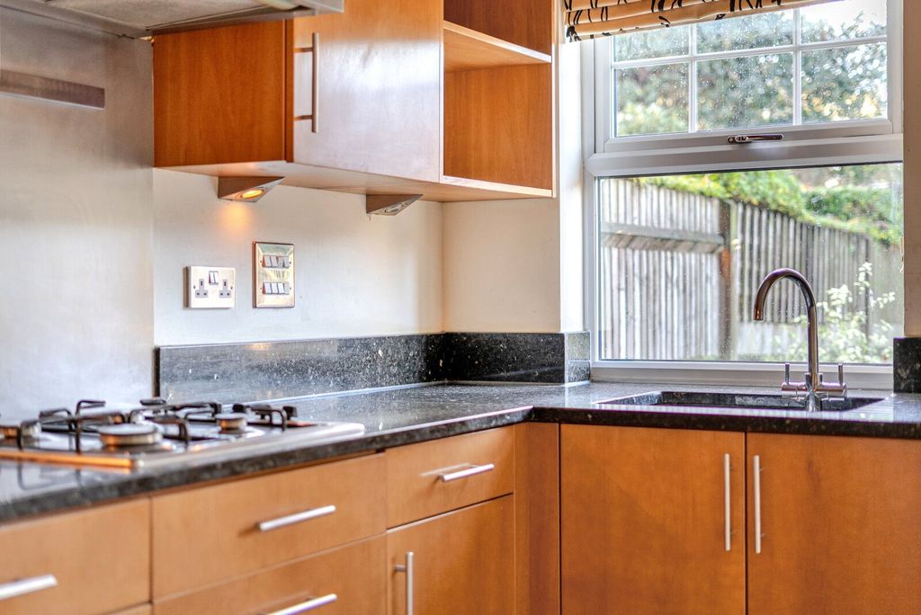 Additional image 16 of 3 bed terraced house for saleSterling Place, Weybridge KT13