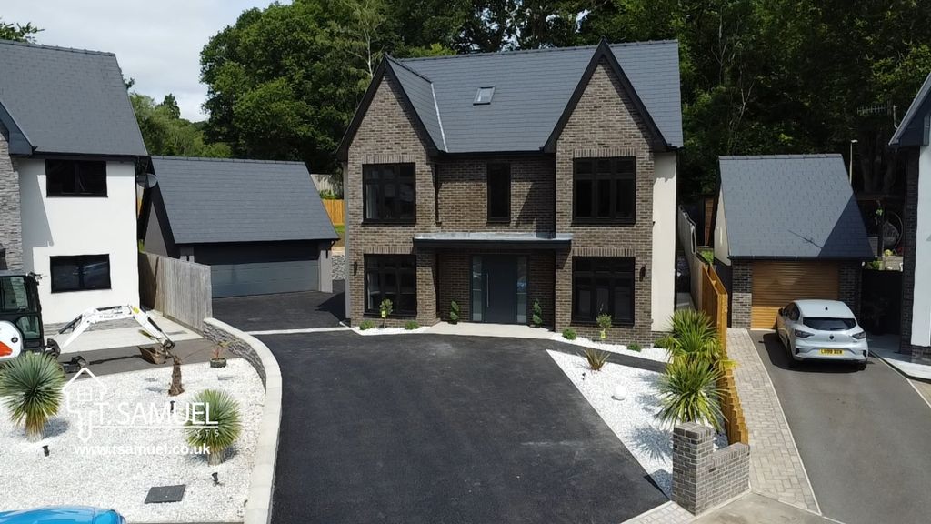 Additional image 65 of 5 bed detached house for saleThe Oaks, Trem Y Dyffryn, Mountain Ash CF45