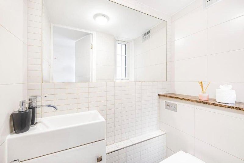 Room in a Shared House, London, E1, N1 7GU photo 2