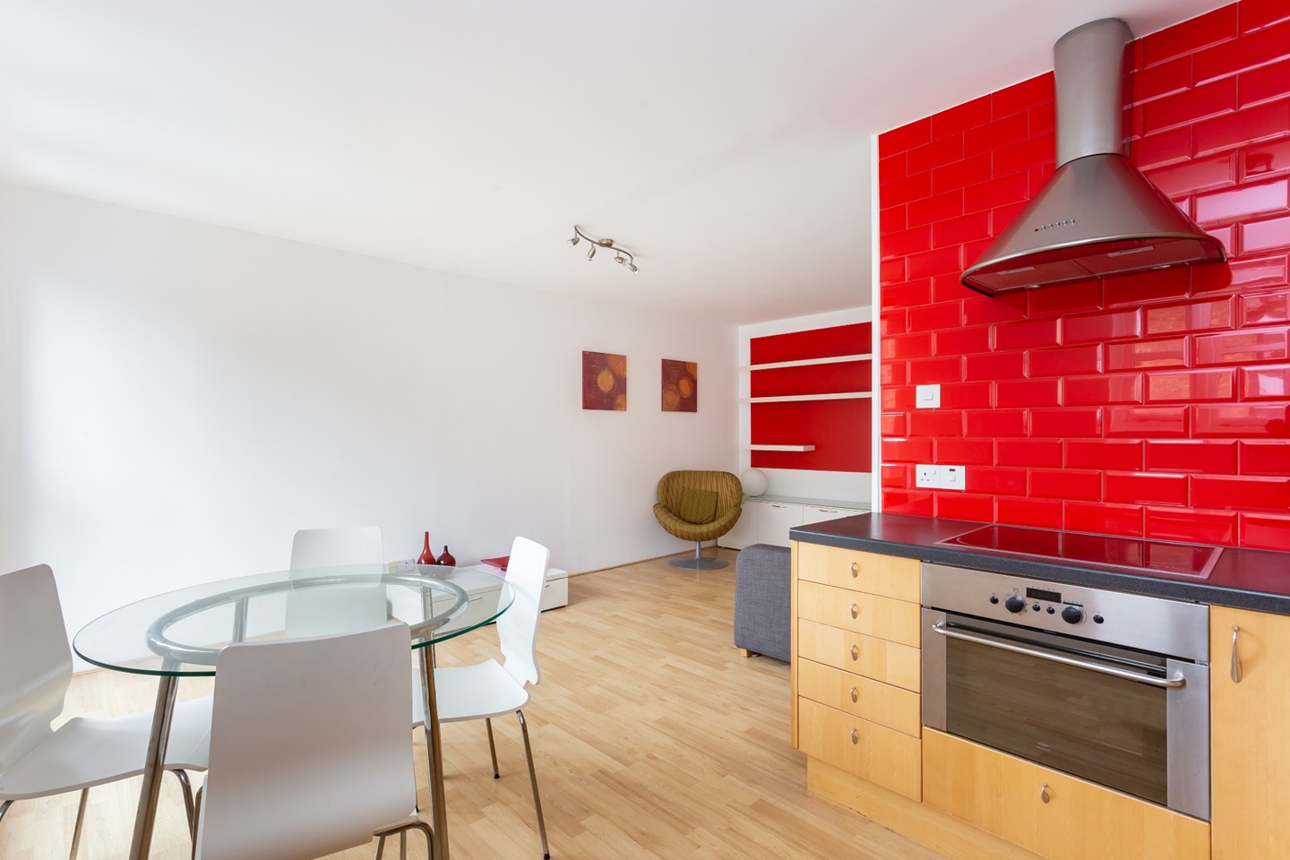 1 Bed Flat, Thames Heights, SE1, N1 7GU photo 5