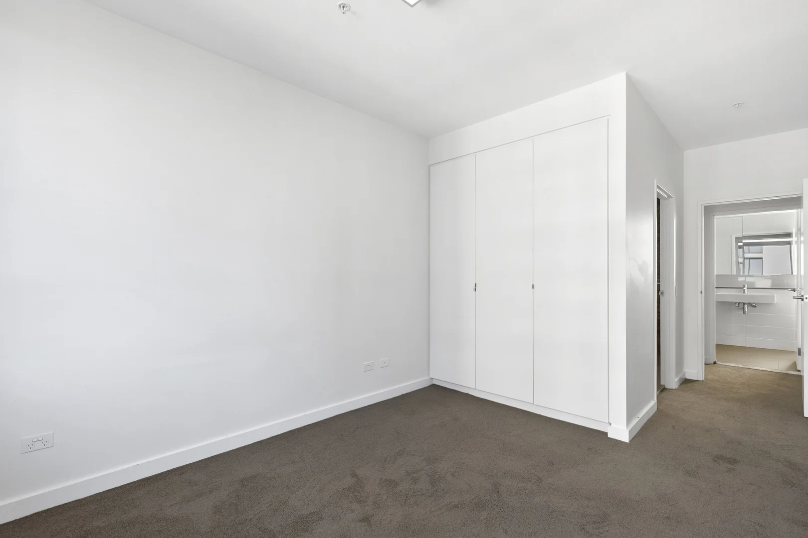 Additional image 4 of 905/15 Gadigal Avenue, Zetland NSW 2017
