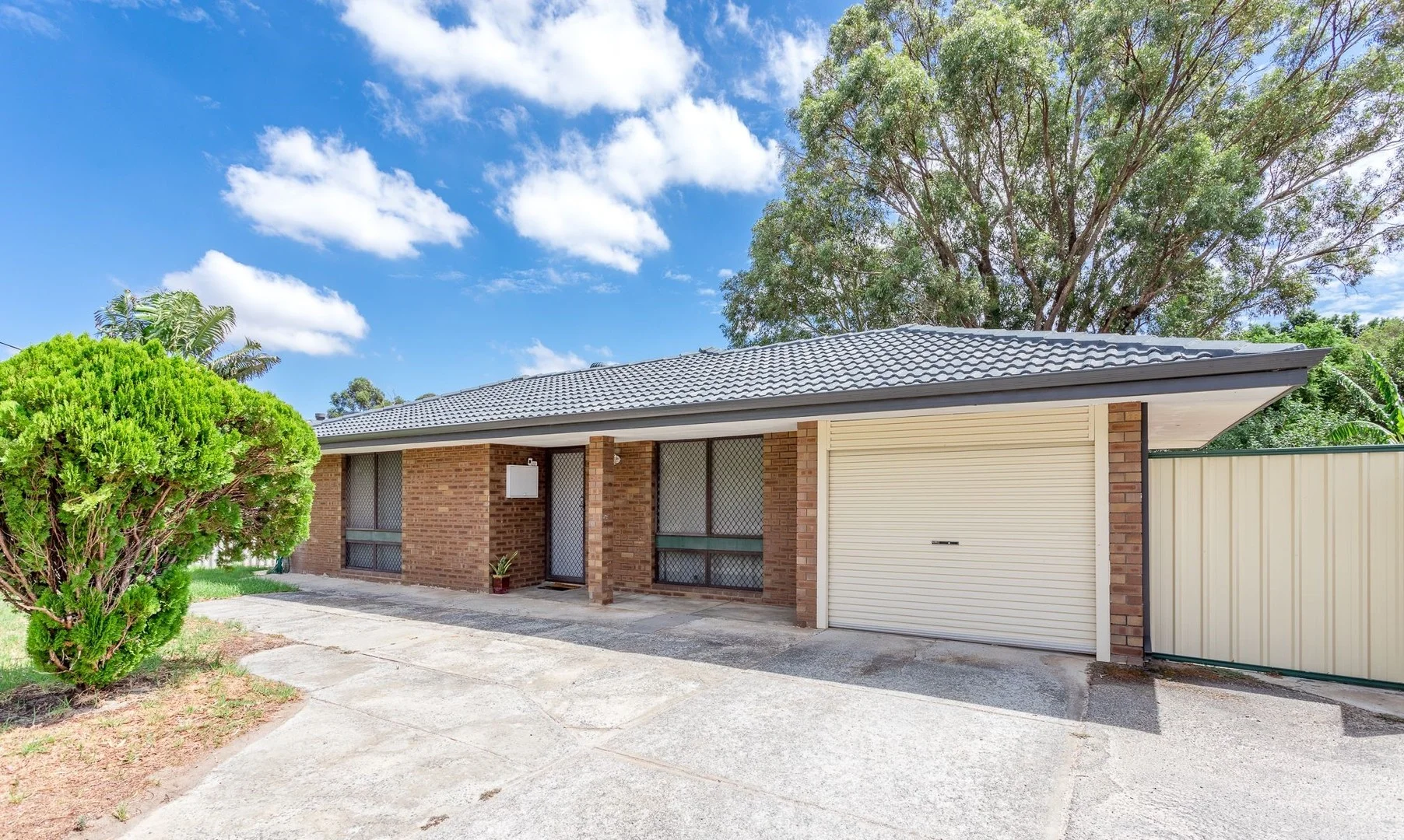 54 Tollington Park Road, Kelmscott WA 6111