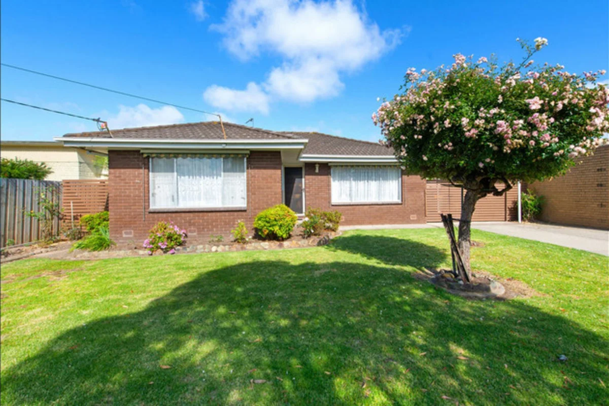 17 Weir Street, Sale VIC 3850