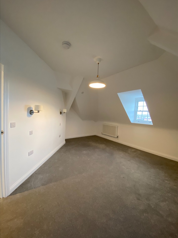 Additional image 7 of 2 Bed Penthouse, King's Crescent Apartments, DE1, N1 7GU